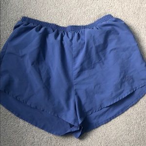 Moving comfort shorts size M